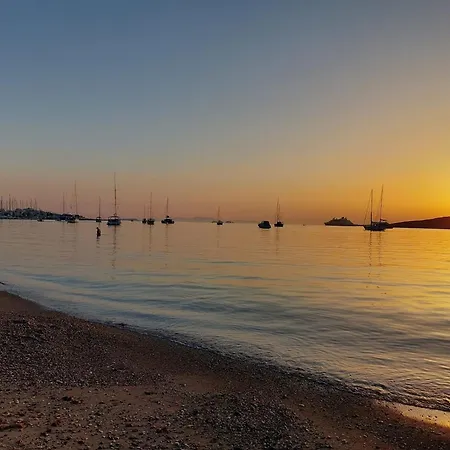 Stephany's Skyline Parikia (Paros)